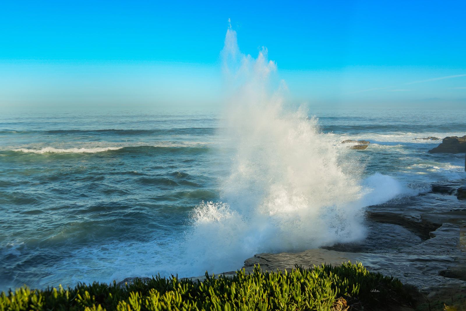 Wave Shoots up to the Sky